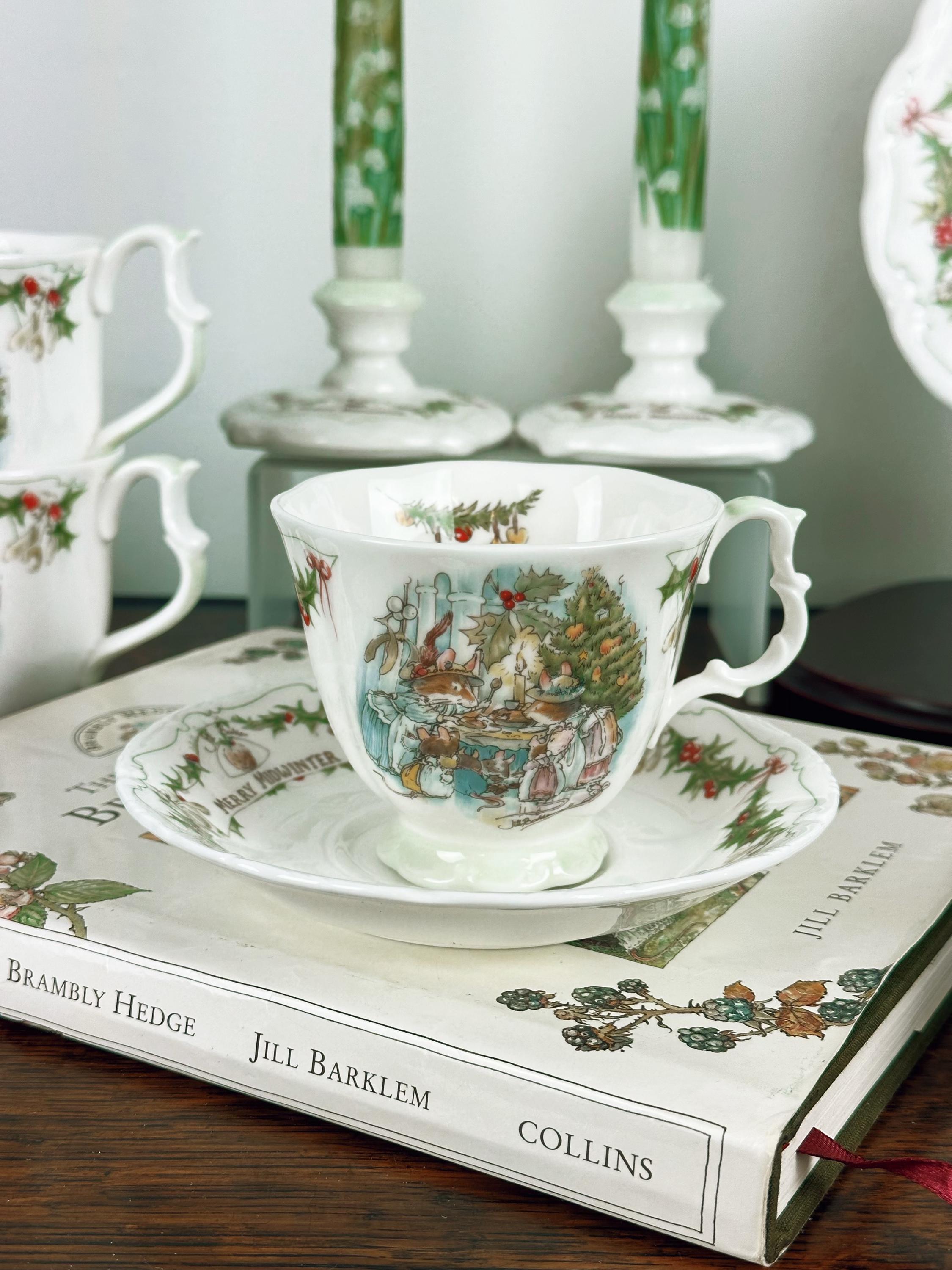 Royal Doulton Brambly Hedge Midwinter Set: Vintage Tea Plate