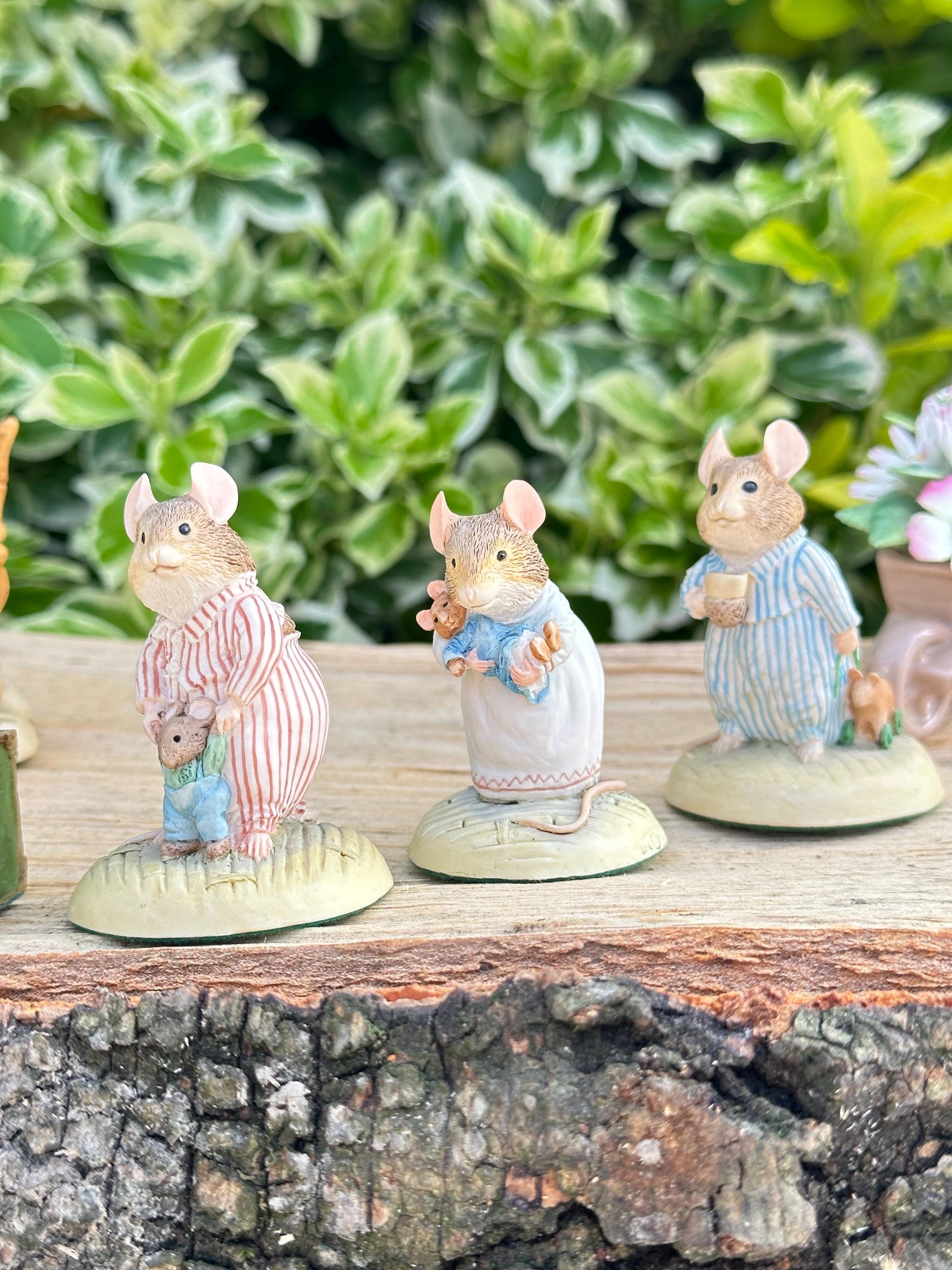 Brambly Hedge Mouse Figurines by Jill Barklem - Border Fine Arts