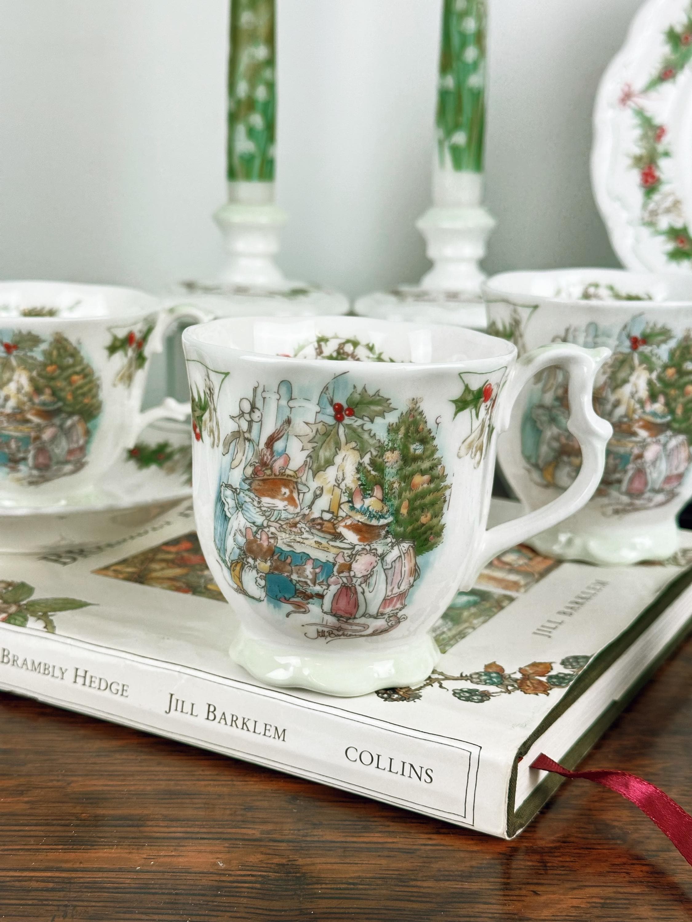 Royal Doulton Brambly Hedge Midwinter Set: Vintage Tea Plate