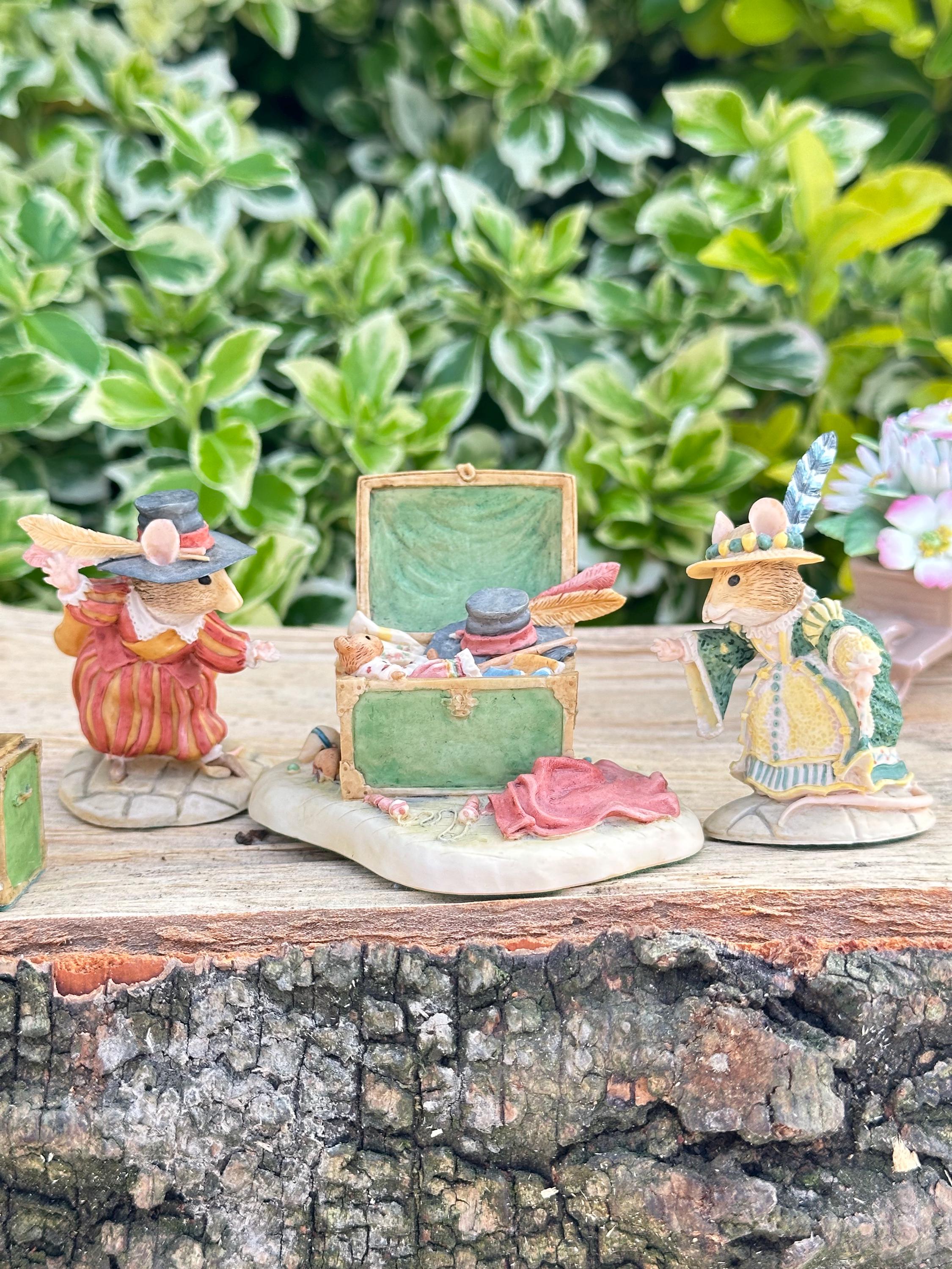 Brambly Hedge Border Fine Arts - Etsy UK