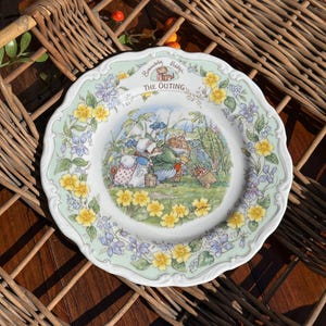 Rare Vintage Retro Collectable Royal Doulton Brambly Hedge &#39;The Outing&#39; Plate 8” Immaculate Plate