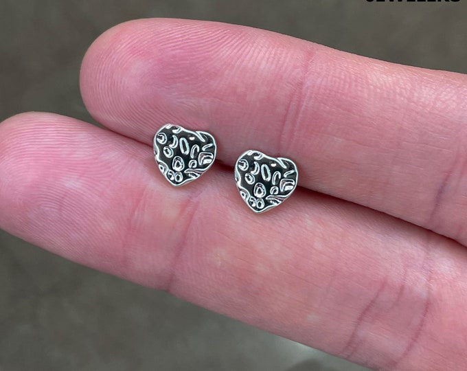 14K White Gold Plated Earrings, Dainty Classic Heart Studs Earrings,Hammered Heart Earrings