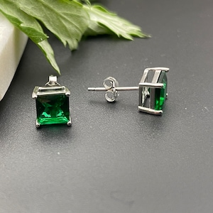 Sterling Silver Created Green Emerald Square Cut Studs