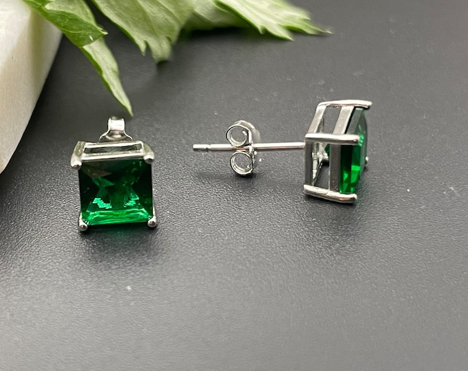 Sterling Silver Created Green Emerald Square Cut Studs