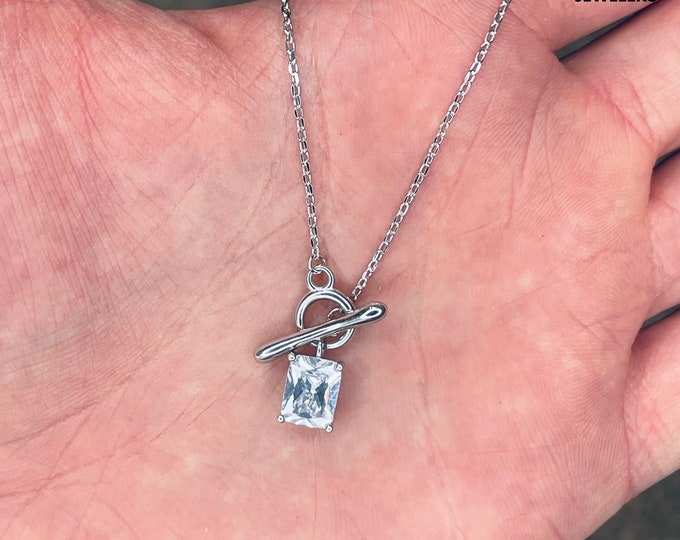 Toggle Crystal Necklace CZ Cushion Cut Toggle Pendant Necklace For Women And Girls