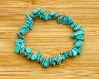 Turquoise Bracelet, Turquoise Stretch Bracelet, Dainty Charm Bracelet, Turquoise Jewelry, Minimalist Bracelet