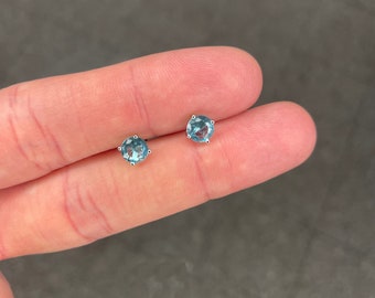 Sterling Silver Round Cut Aquamarine Gemstone Studs