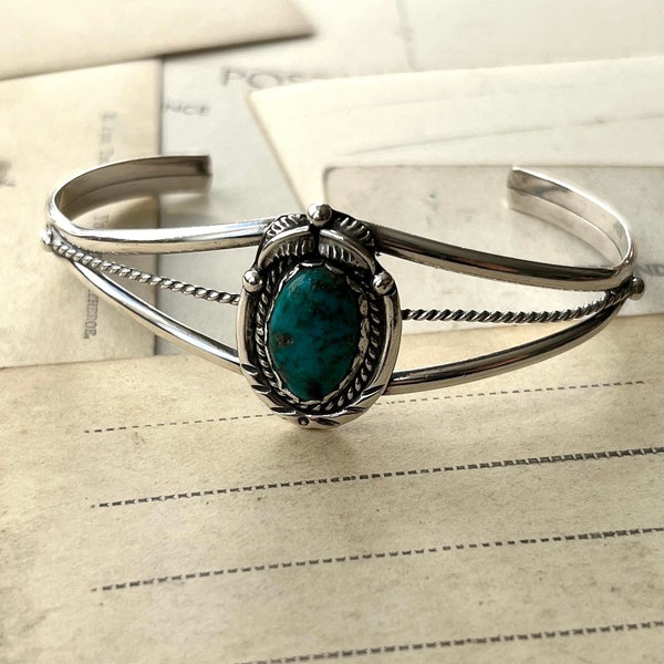 Vintage Navajo native American .925 sterling silver and natural turquoise bracelet, hallmarked solid silver