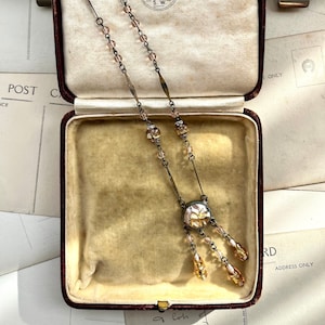 Art Deco NEGLIGEE NECKLACE murano foiled pink & gold glass bead necklet w/ asymmetrical tassel, dragon&#39;s breath glass