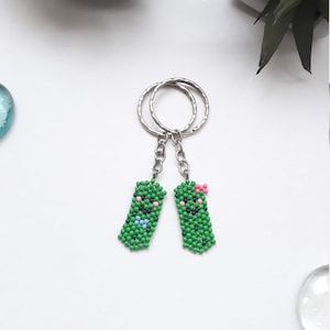 Set of beaded pickle key chains,Sweet Gift for Couples Pickles Boy and Girl, Pickles Kawaii Beads