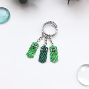 Keychain with pickles, Pickles with beads, Jewelry with food, Keychain for best friend, Pickles, Keychain for him or her