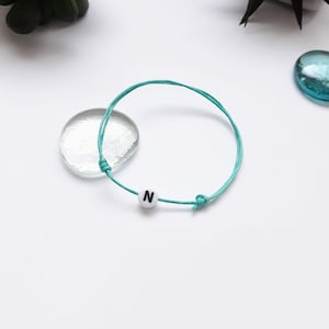 Pulsera con inicial personalizada, pulsera con letra inicial, pulsera con inicial para hombre, pulsera con inicial para mujer