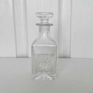 Vintage Crystal Wine  Decanter with Stopper -Elegant Glass Barware