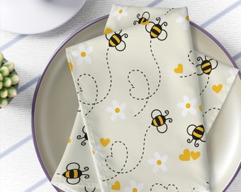 Honey Bee Napkins, Honey Bee Gifts, Cloth Napkins, Housewarming Gifts, Bumble Bee Napkins, Bee Print Gifts, Honey Bee Theme, Set of 4