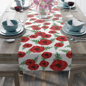 Poppy Table Runner, Red Poppy Decor, Floral Table Runner, Veterans Gift, Poppy Decor, Red Table Runner