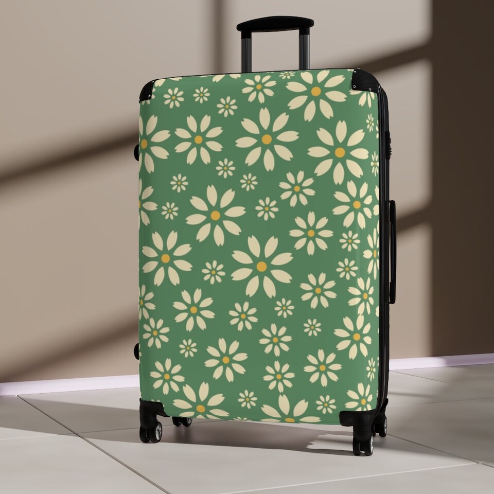 Daisy Suitcase, Green Suitcase, Custom Luggage, Wheeled Suitcase, Travel Gifts, Daisy Decor, Cabin Suitcase, Carry On Luggage, Green Bag