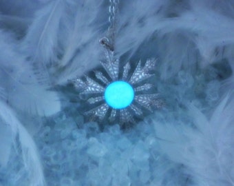 Elsa Anna Necklace - Snowflake Glow in the Dark Necklace - Ice Queen Jewelry - Fairy Tale Necklace