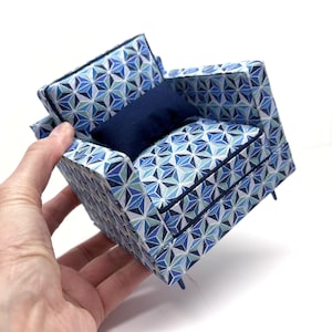 1/6 Scale Fashion Doll Chair, 1/6 OOAK Doll Furniture, 1/6 Scale Dollhouse Chair, 1/6 Scale Living Rm Chair, Geometric Blues