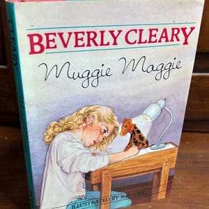 Beverly Cleary, Muggie Maggie, Vintage 1990 Morrow Junior Book Hardcover