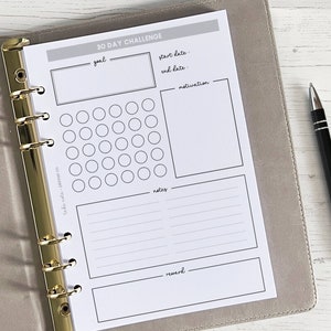 Peut inclure: Un modèle de suivi de défi de 30 jours imprimable avec des sections pour l'objectif, la date de début, la date de fin, la motivation, les notes et la récompense. Le suivi comporte une grille de 30 cercles pour marquer les progrès.