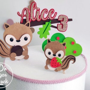 Mom and baby squirrel  - cute animals on your birthday cake, squirrel decoration for birthday party, high-quality paper cake topper