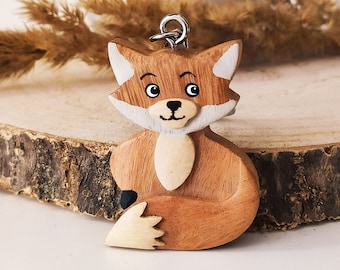 Vosbaby hanger | Vos sleutelhanger | Zittende vos | Houten vos | Houten sleutelhanger | Cadeau voor vossenliefhebbers