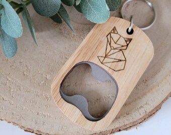 Vos Baby Hanger | Sleutelhanger vos | Zittende Vos | Cadeau voor vossenliefhebbers | Houten sleutelhanger | flesopener hanger