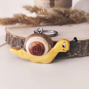 Miniblings Schnecken-Schlüsselanhänger – Handgemacht Aus Hartgummi, 50 Mm, Lustiges Accessoire, Perfekt Als Geschenk