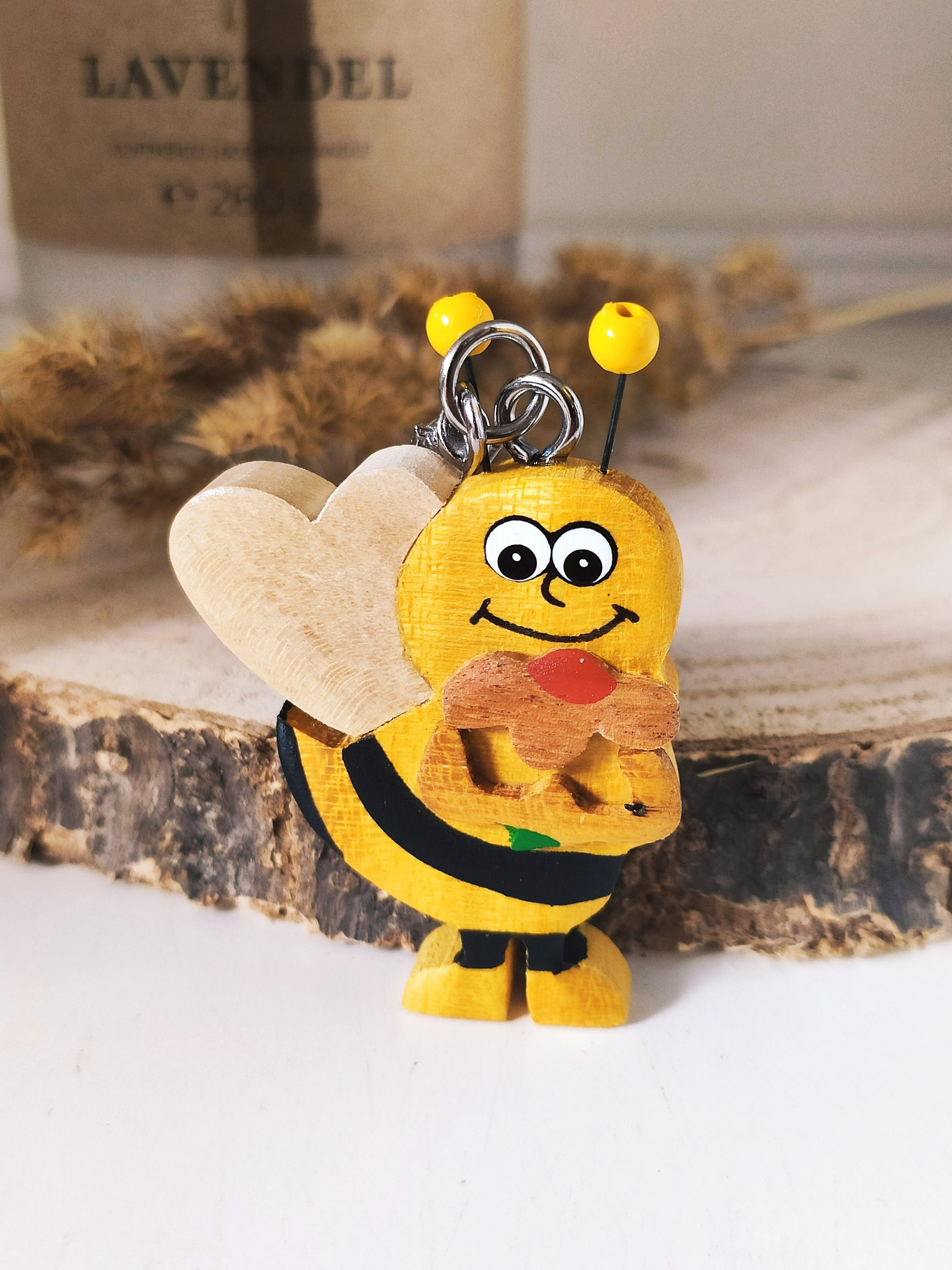 Bee pendant |  Wooden Bee Pendant | Bee Keychain | Wood Gift | Bee Gift | Beekeeper Gift