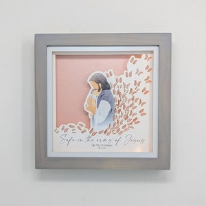 Lighted Shadow Box Art - 3D Al sicuro tra le braccia di Gesù - Regalo per aborto spontaneo