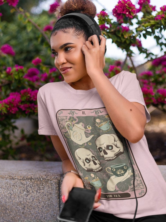 The Tea Tarot Card Unisex T-Shirt | Spill the Tea Shirt | Funny Tarot Card Shirt | Gossip Shirt | Witchy Gift | Tarot Shirt | Witchy Shirt
