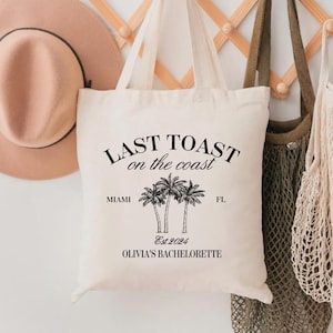 Custom Tote Bag, Personalized Name Bag, Bridesmaid Gift, Beach Tote Bag, Bachelorette Party Bag, Bridesmaid Proposal Gift, Beach Bag