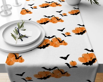 Camino de mesa de Halloween, diseño de calabaza tallada y murciélago, decoración espeluznante para la cocina y el comedor en octubre, mantelería naranja.