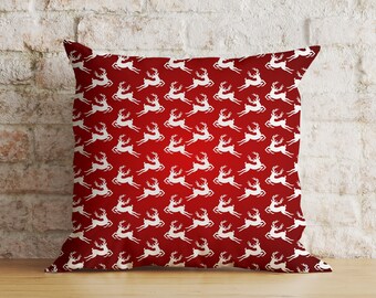 Christmas Reindeer Cushion Cover, Red Snowy Festive Pillow Cover, Cosy Holiday Home Decor, 16x16 18x18 20x20