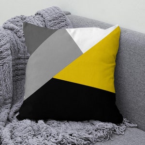 Fodera per cuscino geometrica astratta UK, federa per cuscino nera gialla grigia, regalo di inaugurazione della casa geometrica minimalista