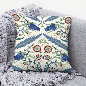 Turkish Tulip Motif Cushion Covers, Tile Throw Cushion, Oriental Pillows, Authentic Patterned Pillow, Decorative Cushion, Boho Decor