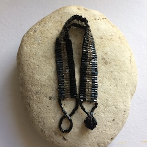 Pulseira vintage de contas de semente de vidro com contas de mão
