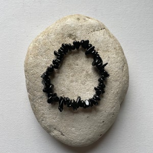 Vintage Chip Beads Onyx Crystal Bracelet ,Semi Precious Gem Stone Bead Elasticated Bracelet