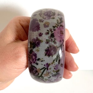 Vintage Lucite Plastic  Chunky Funky  Floral Bangle ,Retro Design