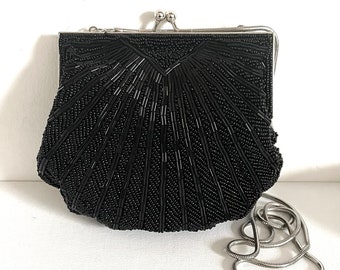 Bolso de noche vintage hecho a mano con cuentas de vidrio brillante, bolso de mano y cadena plateada