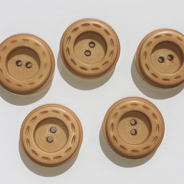 5 Celluloid buttons in two tone brown sandwich with top stitch effect on edge. 2 sewing holes sunken. Circa 1950s. 7/8 " or 23 mm. CB391