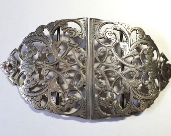 Chester silver nurses buckle 1898. 2 piece. Full hallmark, date letter P. Colen Hewer. 5 1/8" or 131mm wide. 2 13/16" or 72mm deep. Buckle 6