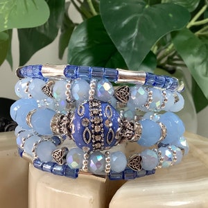 Blue Crystal Memory Wire Bracelet|silver bracelet|blue bracelet|purple bracelet