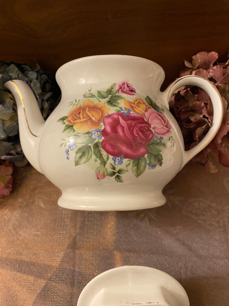 Vintage Sadler Windsor Rose Teapot 8.75x6 / Vintage Teapots / Etsy