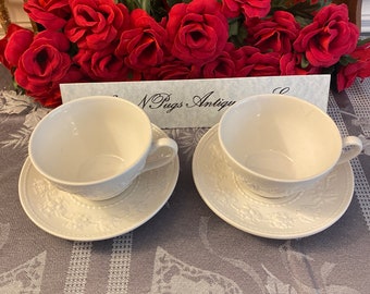 Pair of Wedgwood Home Festivity Collection Teacups and Saucer Sets