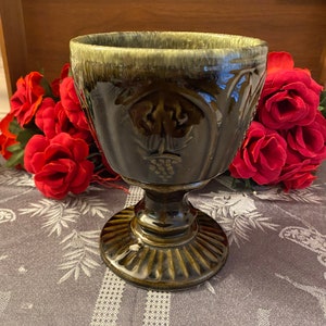 Antique Drip Glaze Hull Pottery Planter B26