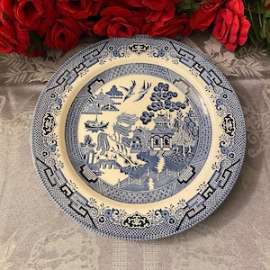 Vintage Churchill Blue Willow Dinner Plate