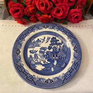 Pair of Vintage Churchill Blue Willow Dinner Plates