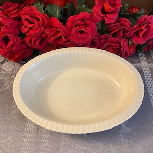 Lenox Ivory Oval Serving Bowl 9.75x7.5x2”