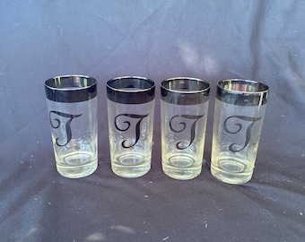 Set of Four Dorothy Thorpe Monogram T Glasses